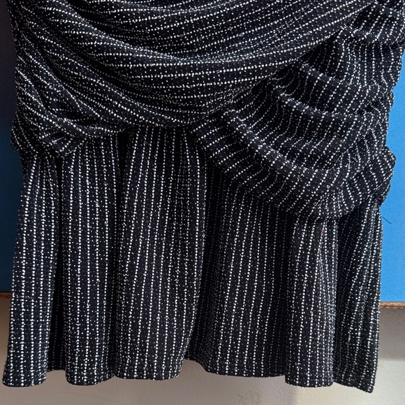 KRISA surplice ruched skirt dress in glam - Picture 6 of 12